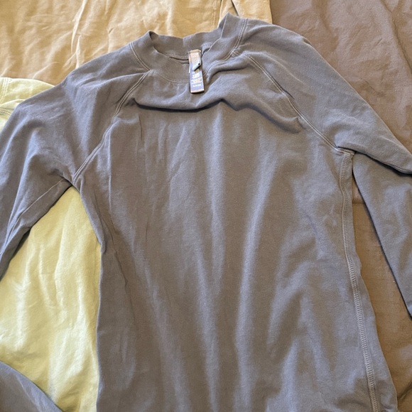 Skims - Picture 2 of 5